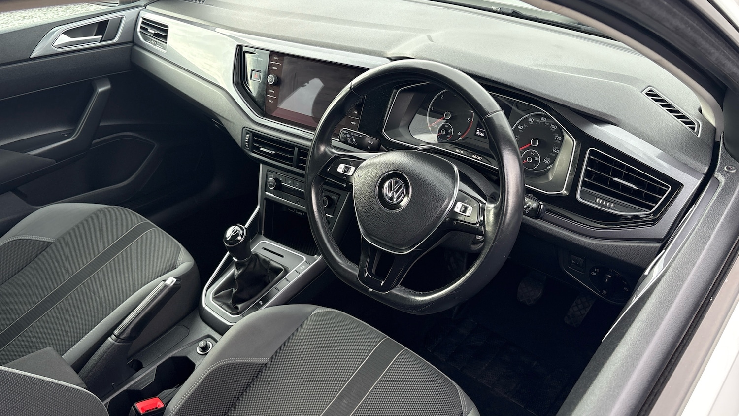 Used Volkswagen Polo 2018 for sale - 76490333: Photo 11