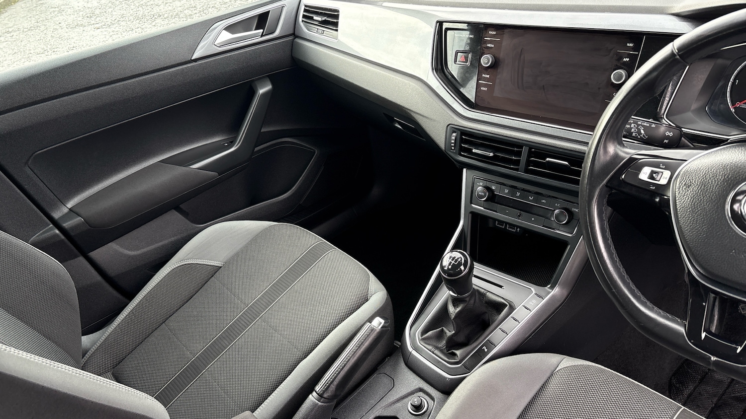 Used Volkswagen Polo 2018 for sale - 76490333: Photo 14