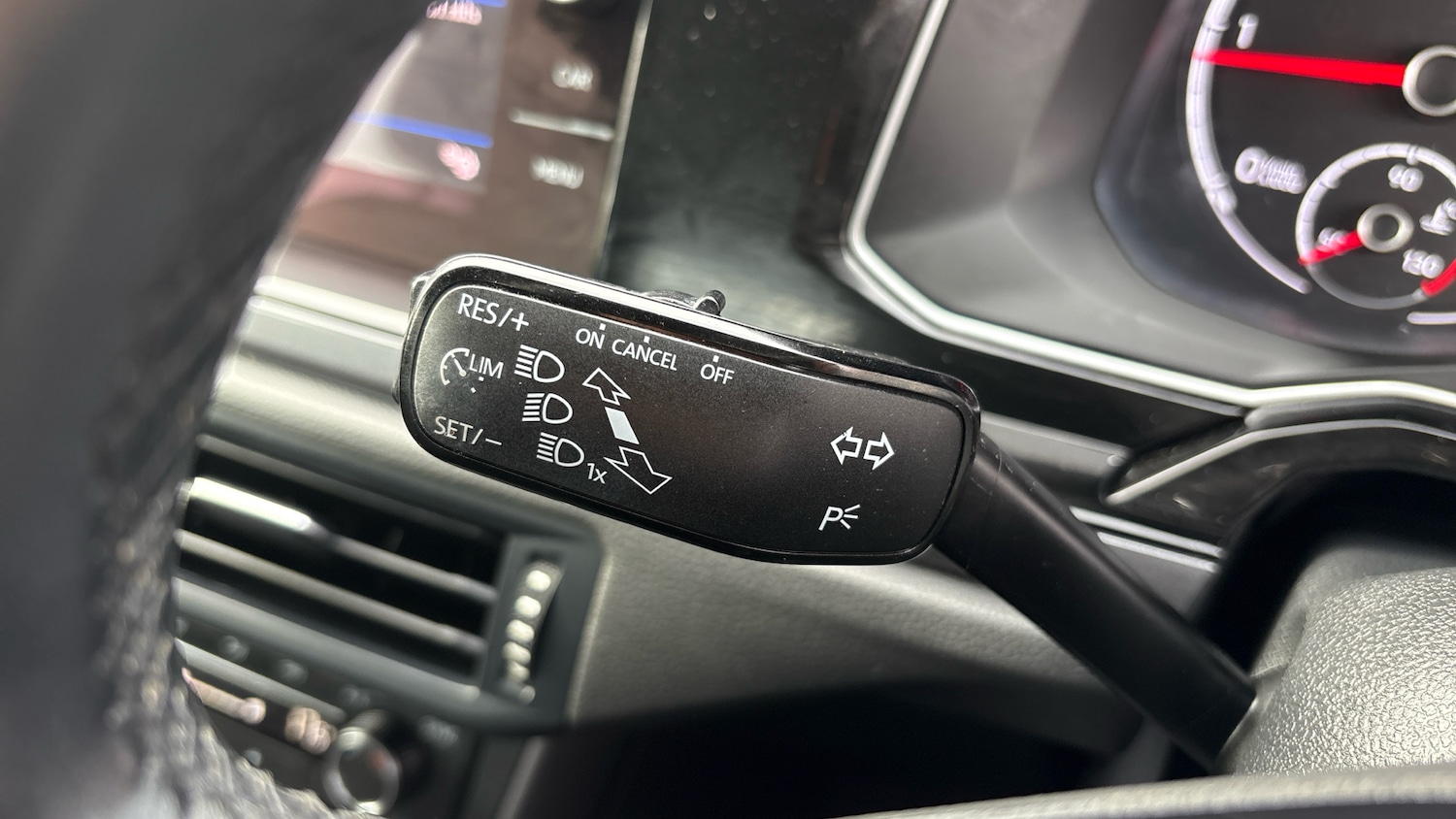 Used Volkswagen Polo 2018 for sale - 76490333: Photo 25