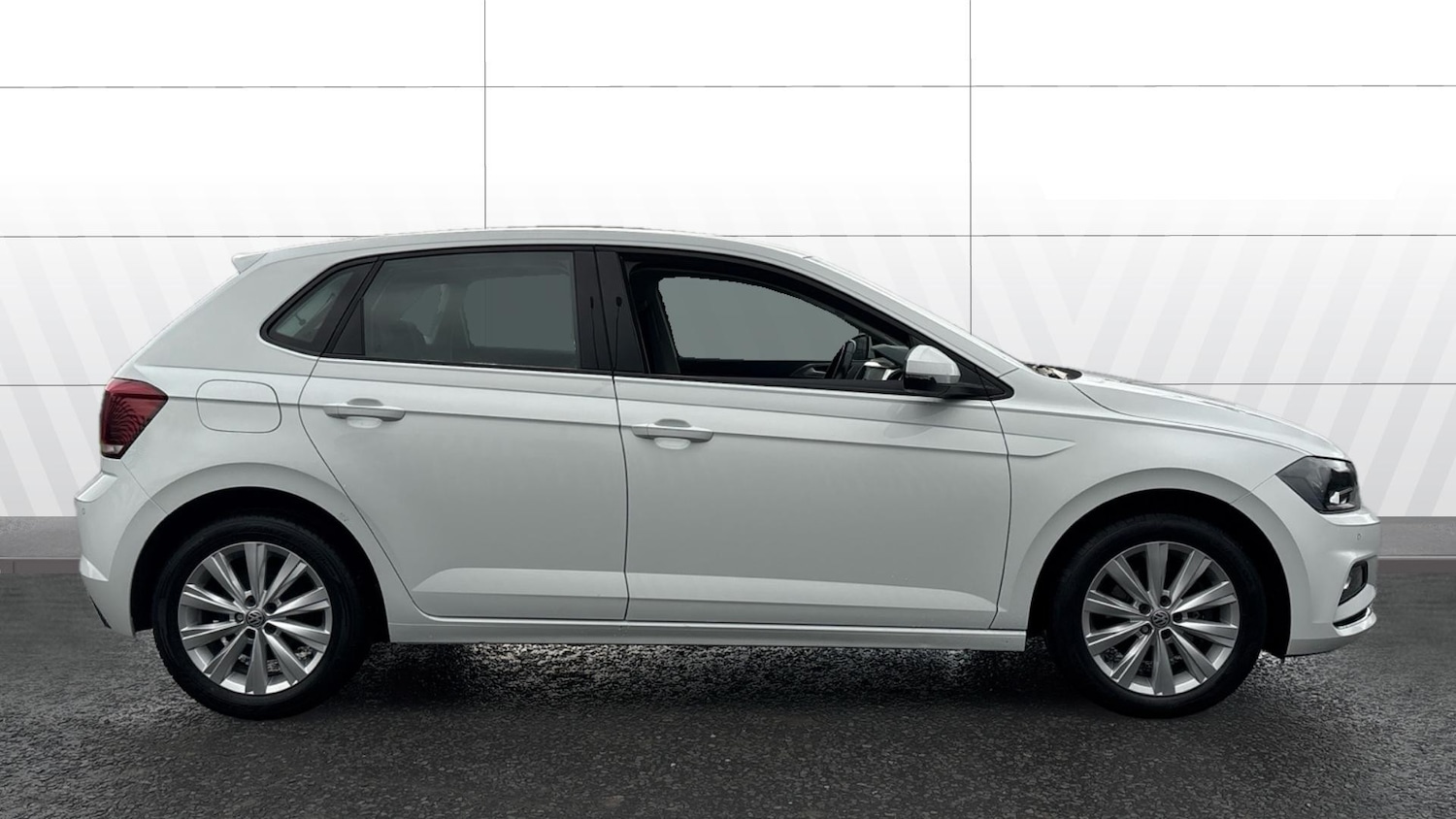 Used Volkswagen Polo 2018 for sale - 76490333: Photo 5