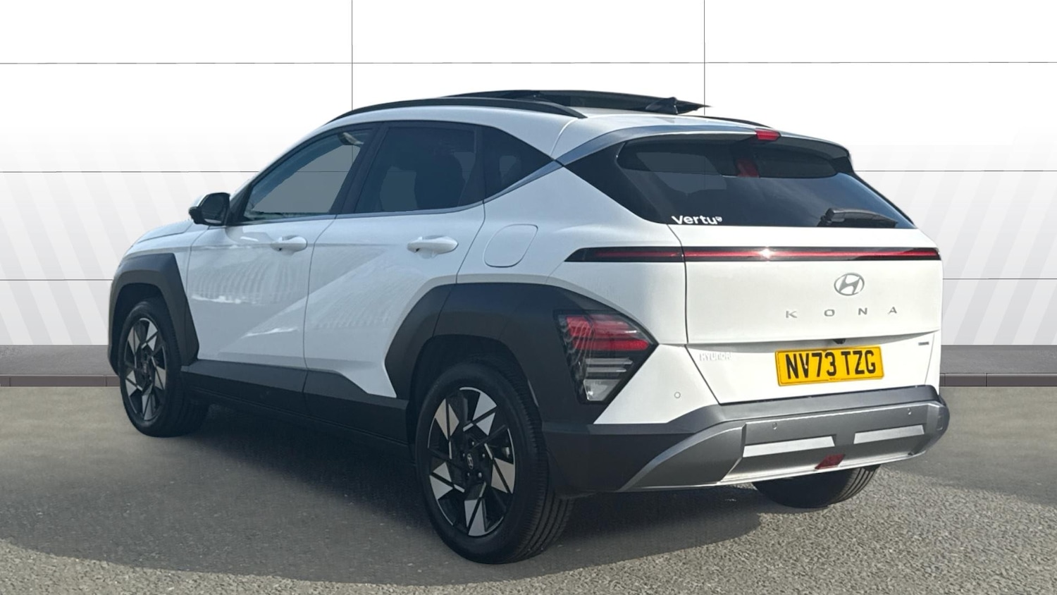Used Hyundai KONA 2023 for sale - 78149787: Photo 2