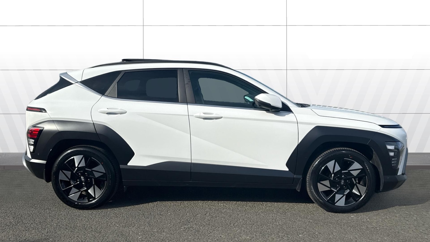 Used Hyundai KONA 2023 for sale - 78149787: Photo 5