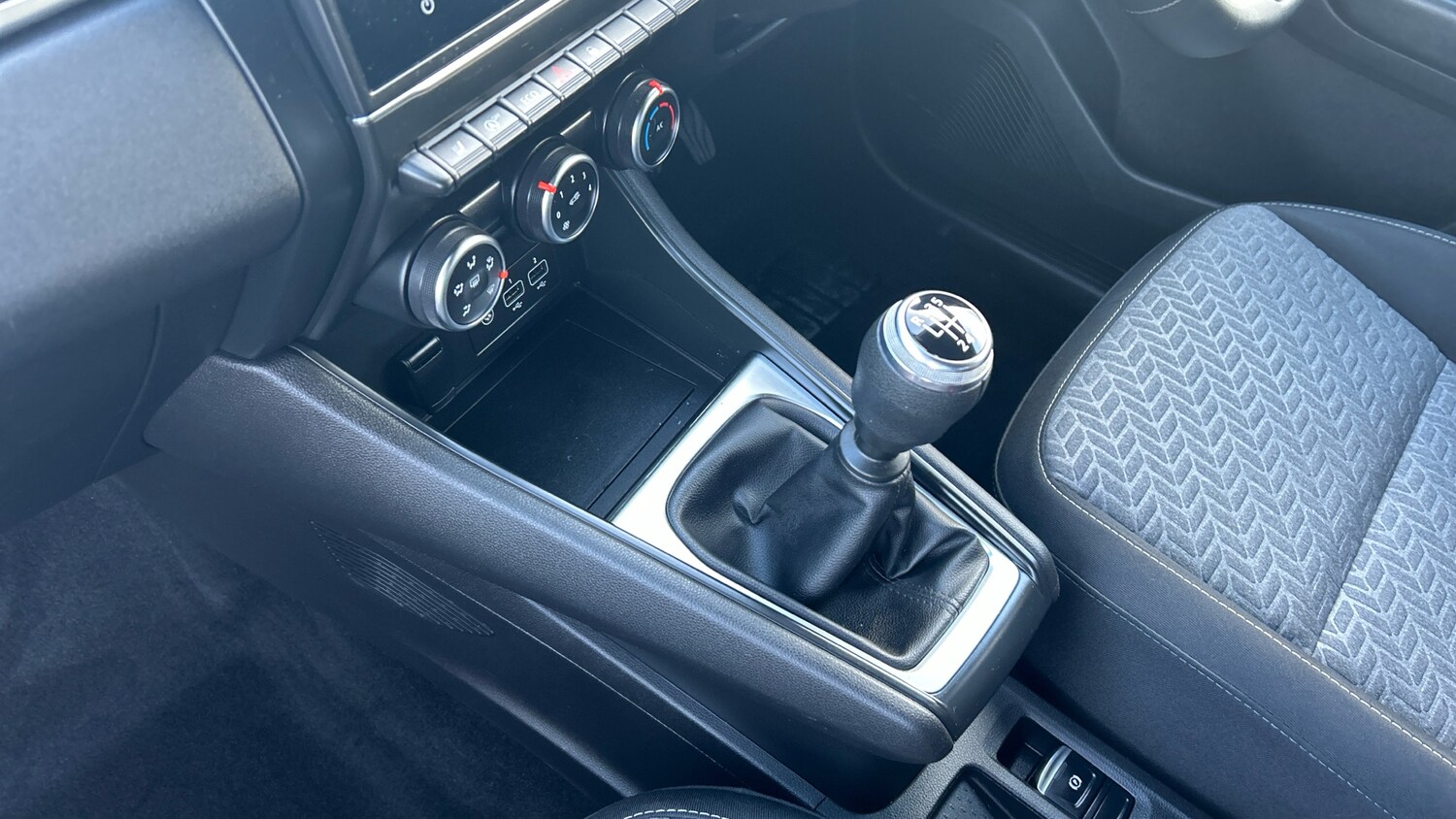 Used Renault Captur 2021 for sale - 77572649: Photo 13