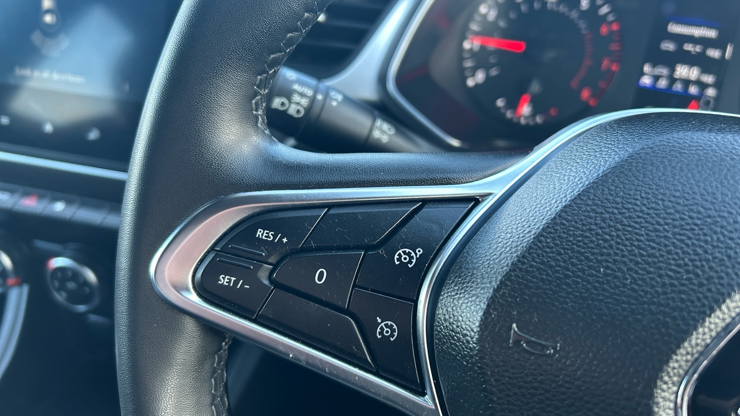 Used Renault Captur 2021 for sale - 77572649: Photo 23