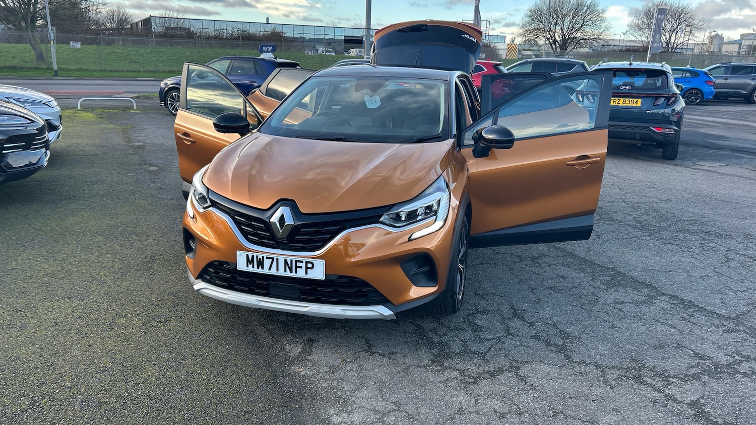 Used Renault Captur 2021 for sale - 77572649: Photo 42
