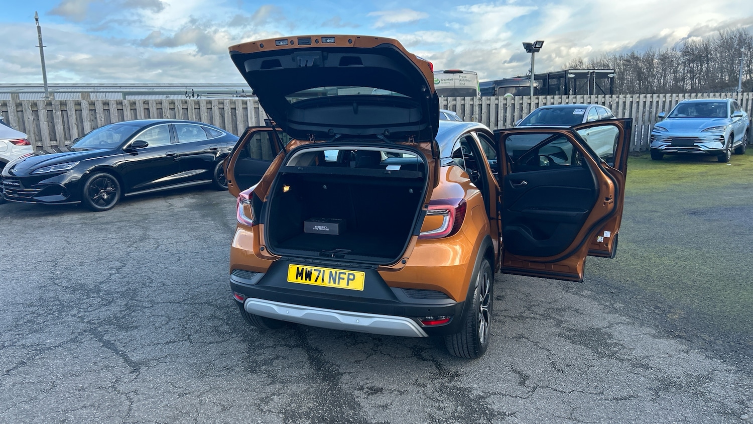 Used Renault Captur 2021 for sale - 77572649: Photo 53