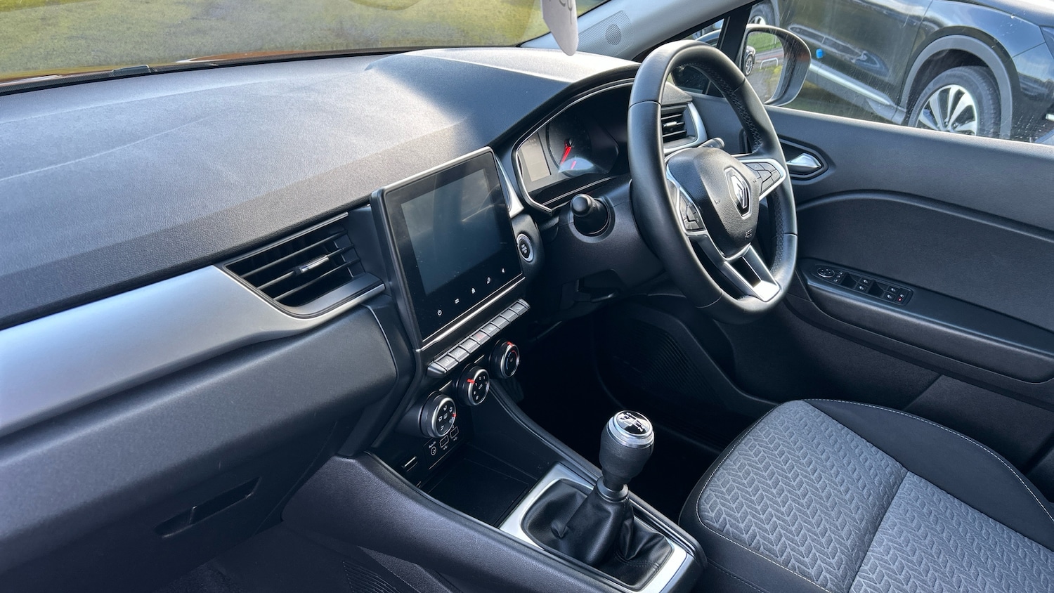 Used Renault Captur 2021 for sale - 77572649: Photo 9