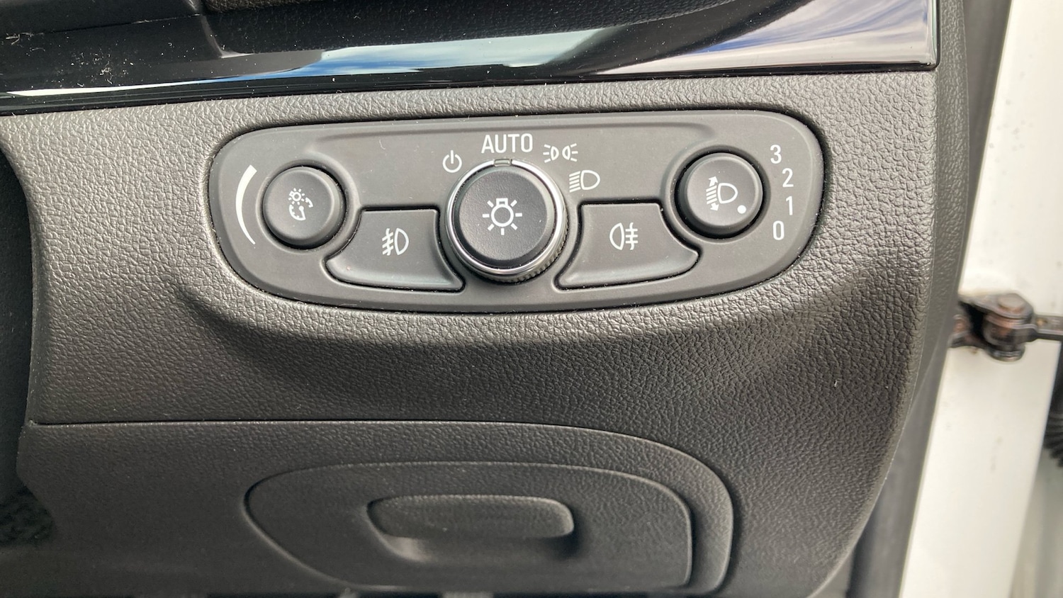 Used Vauxhall Mokka X 2019 for sale - 76368952: Photo 26