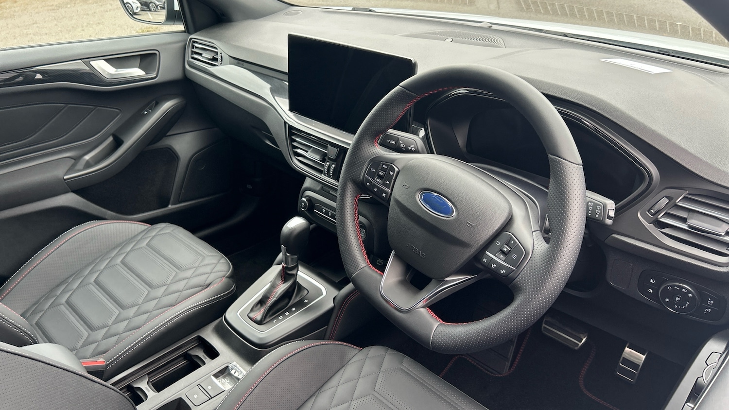 Used Ford Focus 2025 for sale - 76372264: Photo 11