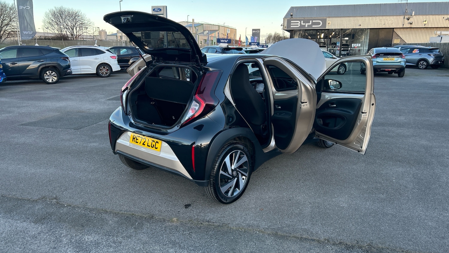 Used Toyota Aygo X 2022 for sale - 77085412: Photo 37