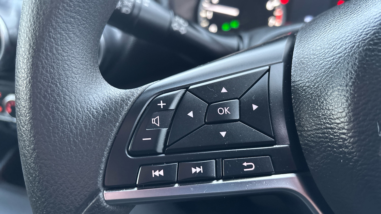 Used Nissan Juke 2024 for sale - 77076981: Photo 46