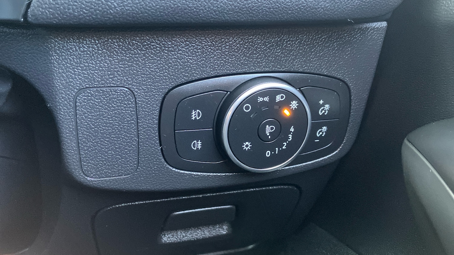 Used Ford Focus 2020 for sale - 76844771: Photo 23