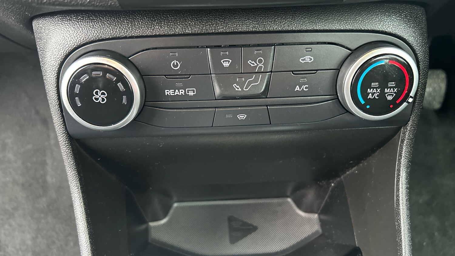 Used Ford Fiesta 2018 for sale - 77404463: Photo 23