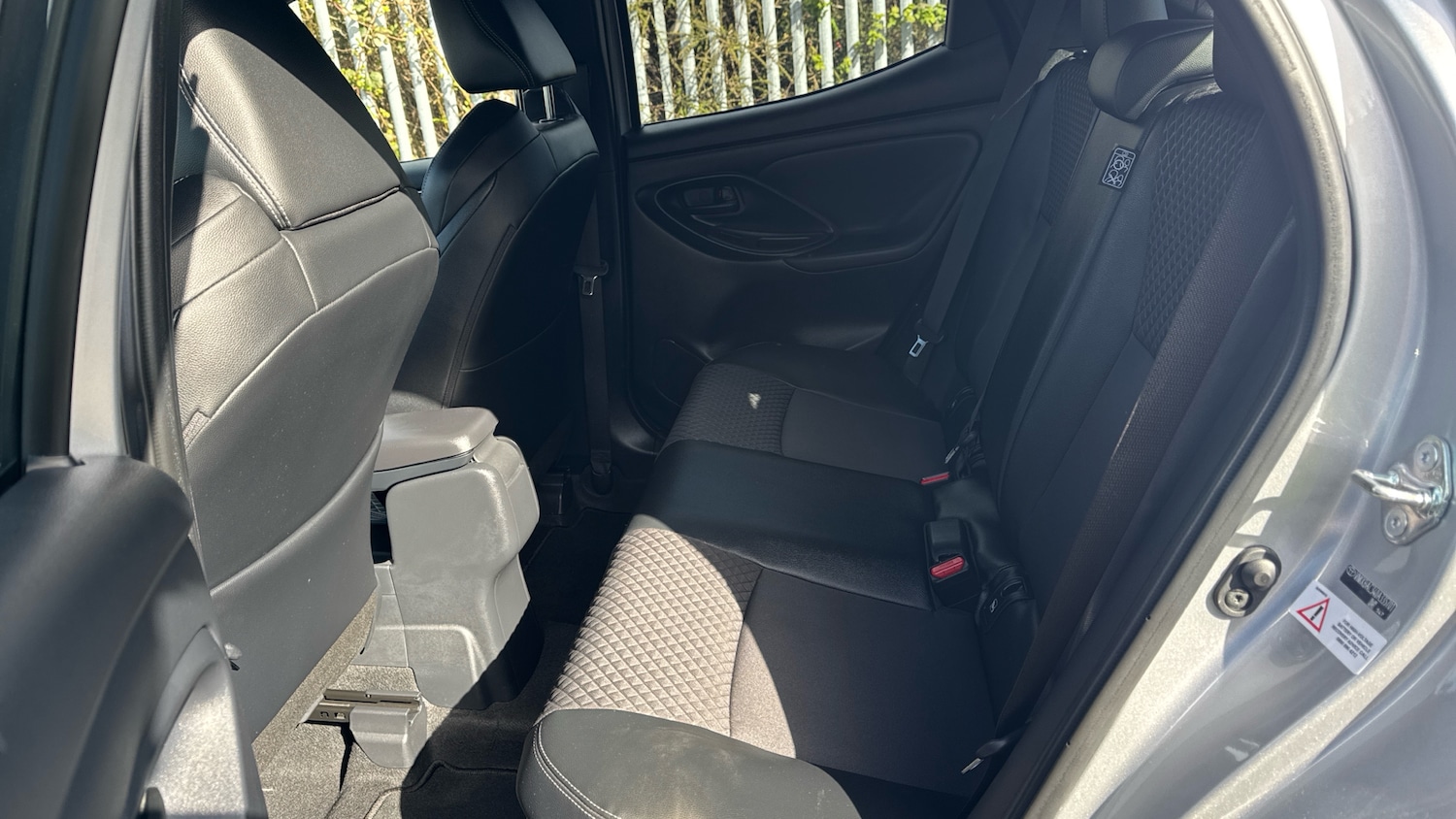 Used Toyota Yaris 2024 for sale - 78077517: Photo 16