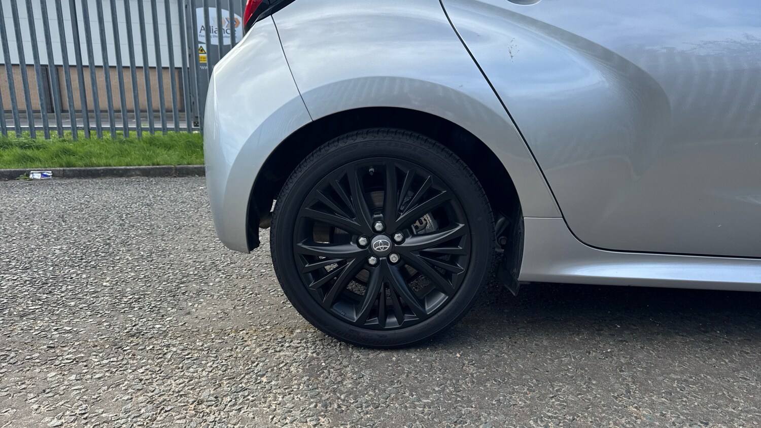 Used Toyota Yaris 2024 for sale - 78077517: Photo 27