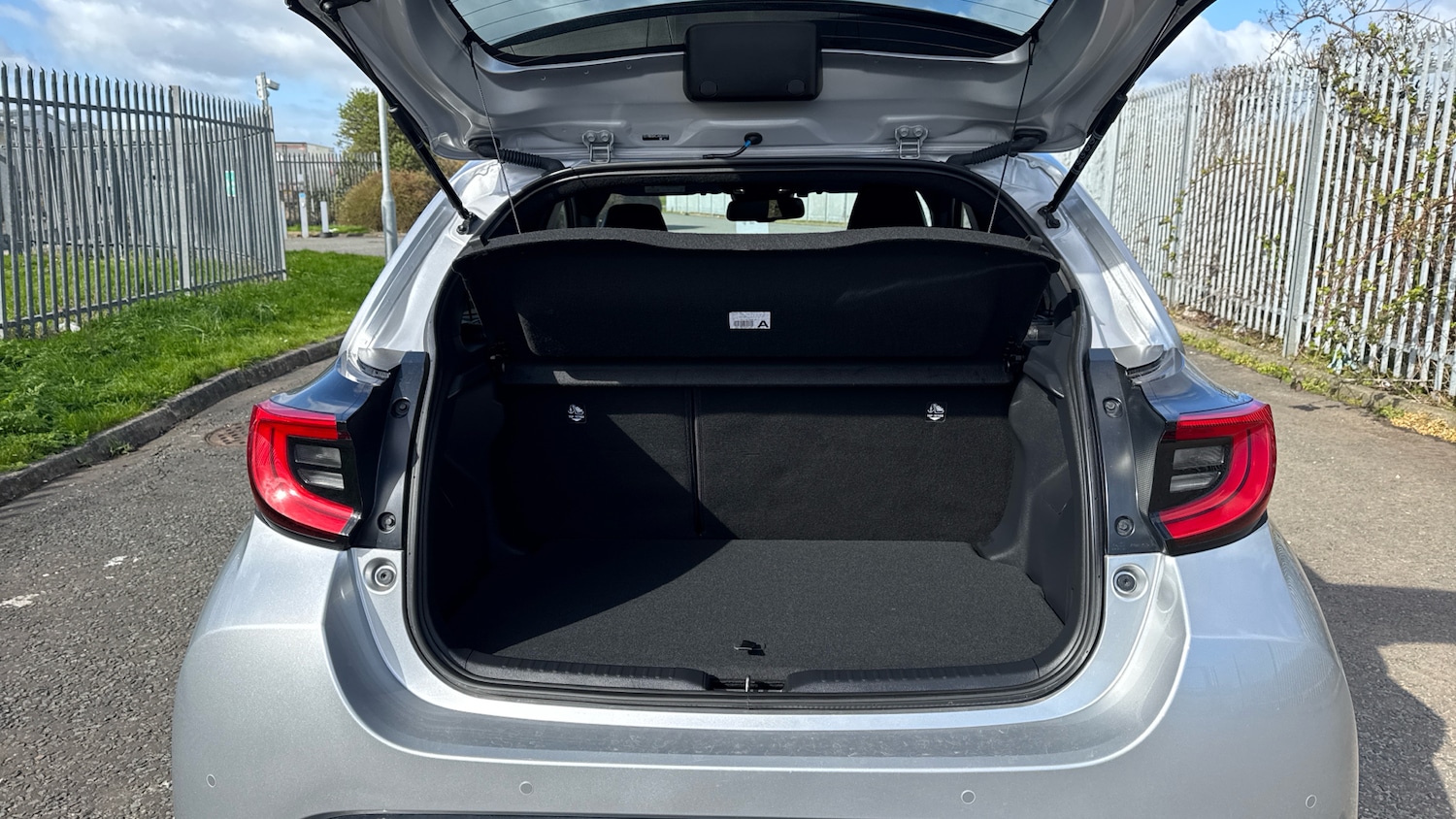 Used Toyota Yaris 2024 for sale - 78077517: Photo 4