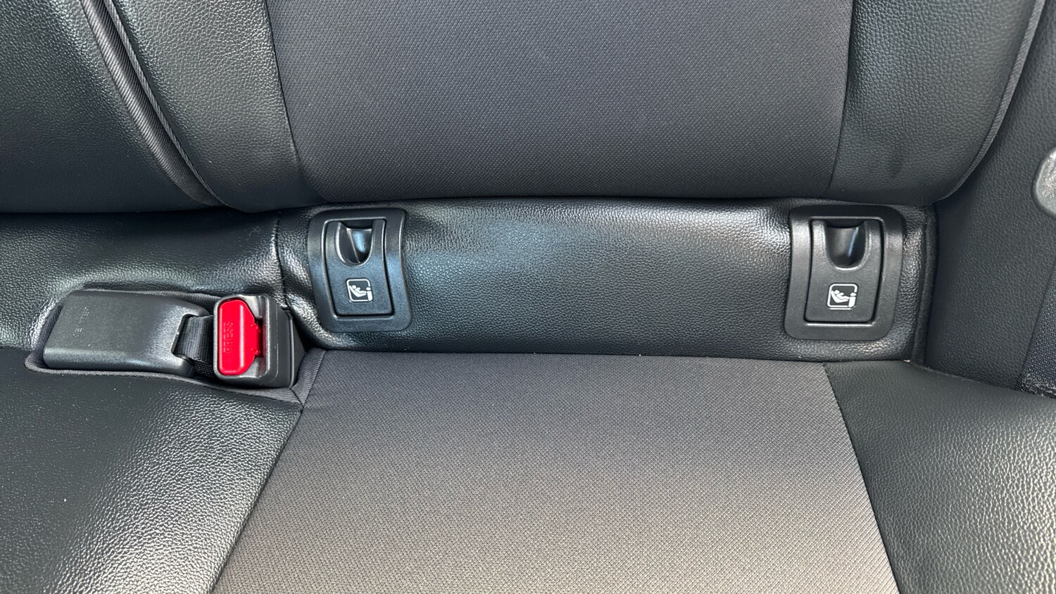 Used Toyota Yaris 2024 for sale - 78077517: Photo 45