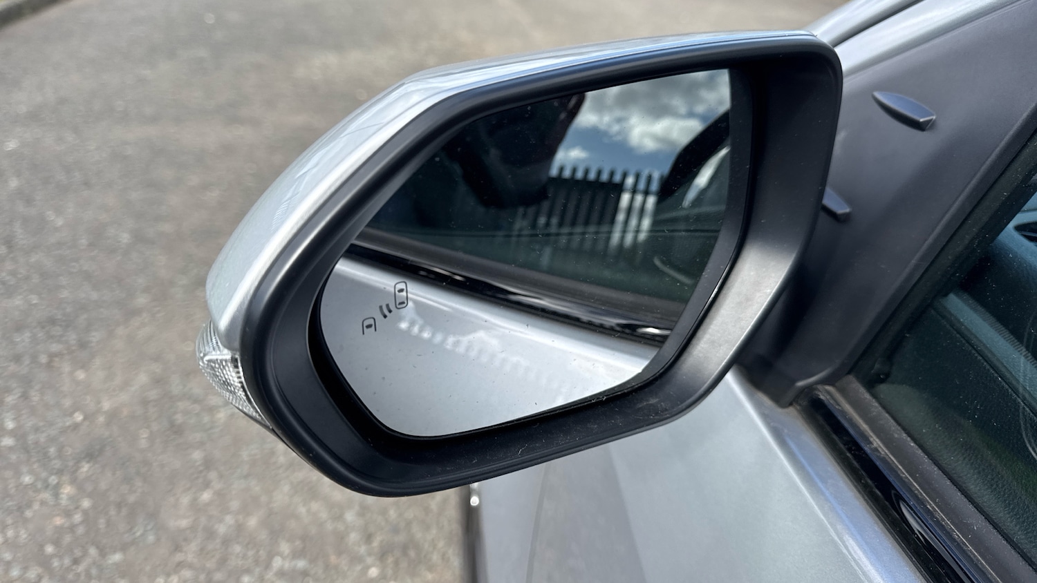 Used Toyota Yaris 2024 for sale - 78077517: Photo 53