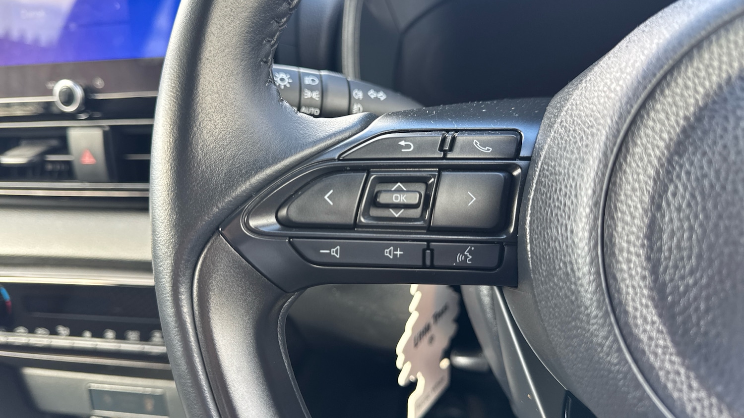 Used Toyota Yaris 2024 for sale - 78077517: Photo 58