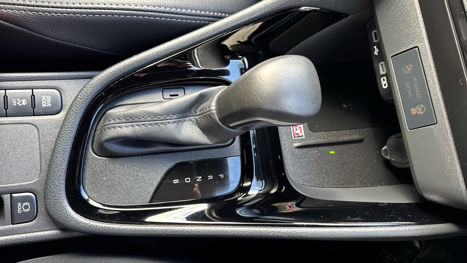 Used Toyota Yaris 2024 for sale - 78077517: Photo 64