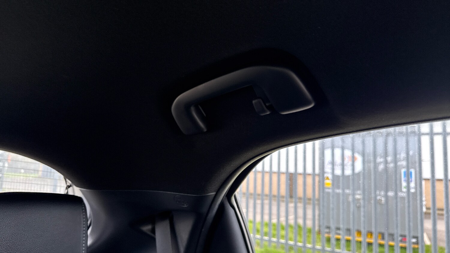 Used Toyota Yaris 2024 for sale - 78077517: Photo 81