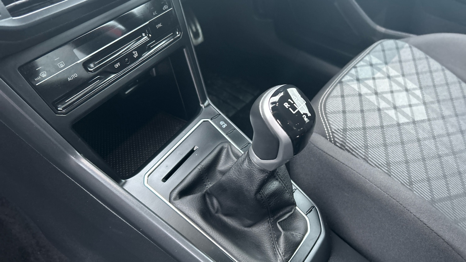 Used Volkswagen Polo 2022 for sale - 77385052: Photo 13