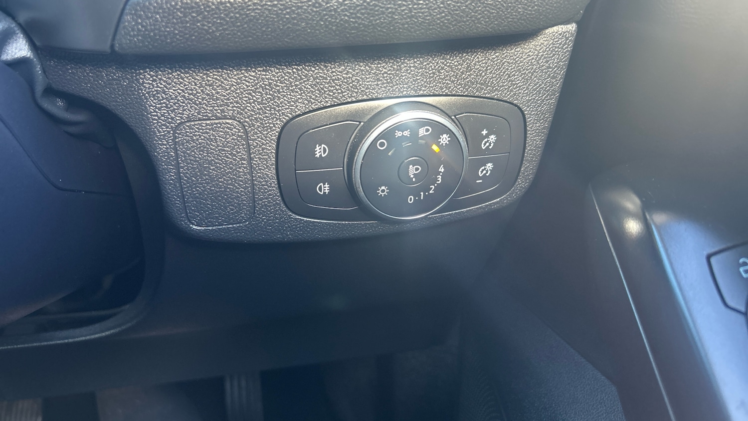 Used Ford Focus 2023 for sale - 76363211: Photo 25