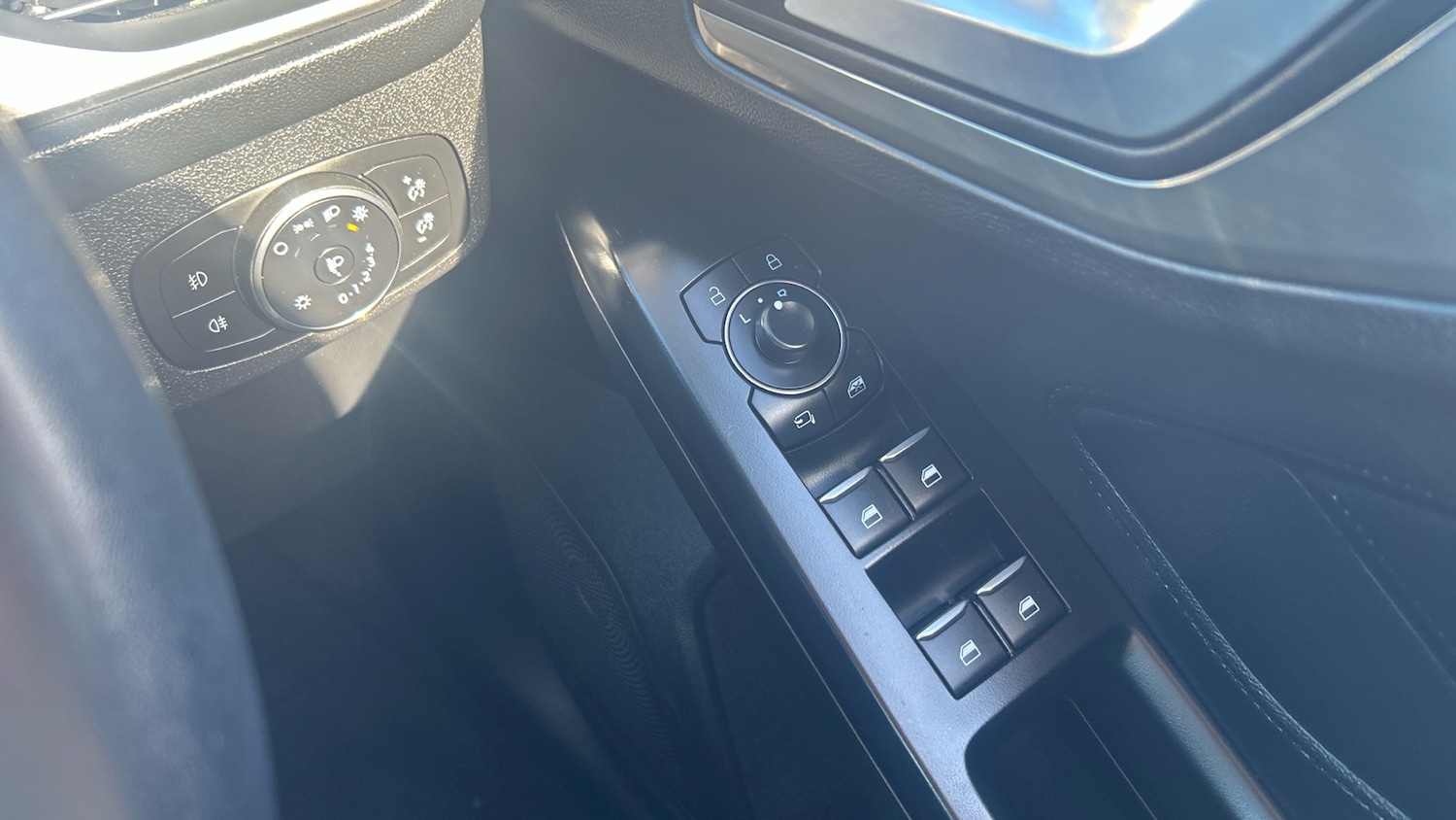 Used Ford Focus 2023 for sale - 76363211: Photo 44