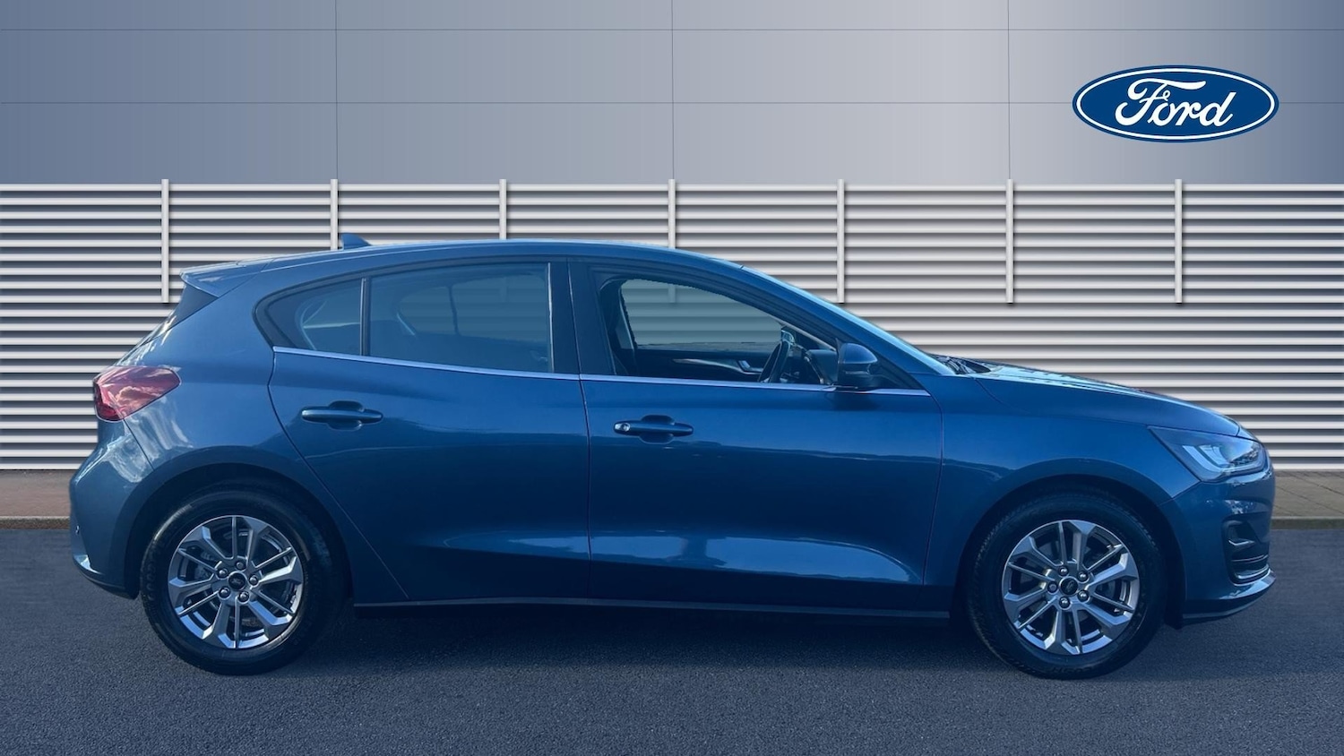 Used Ford Focus 2023 for sale - 76363211: Photo 5