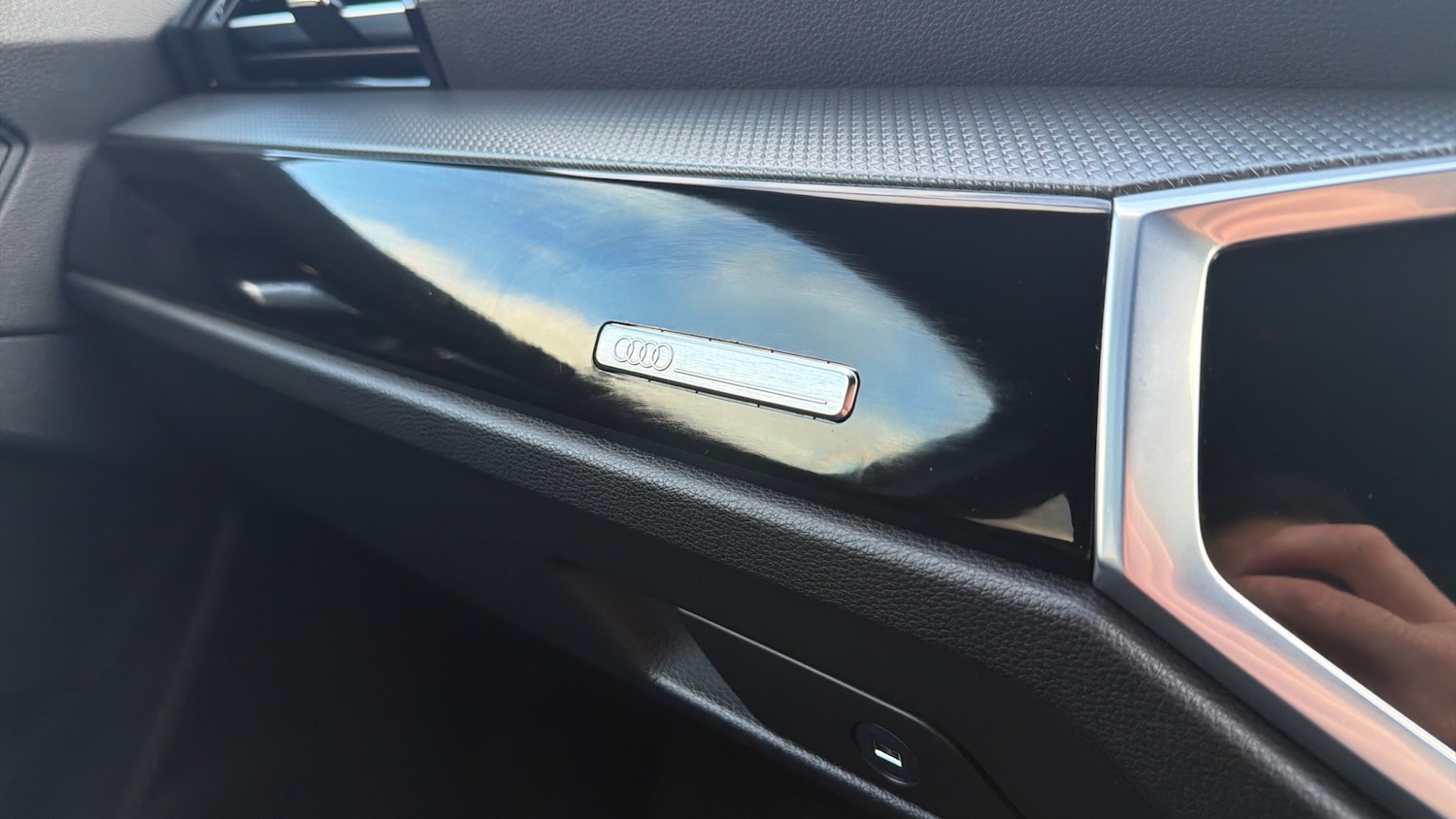 Used Audi Q3 2021 for sale - 77398247: Photo 43