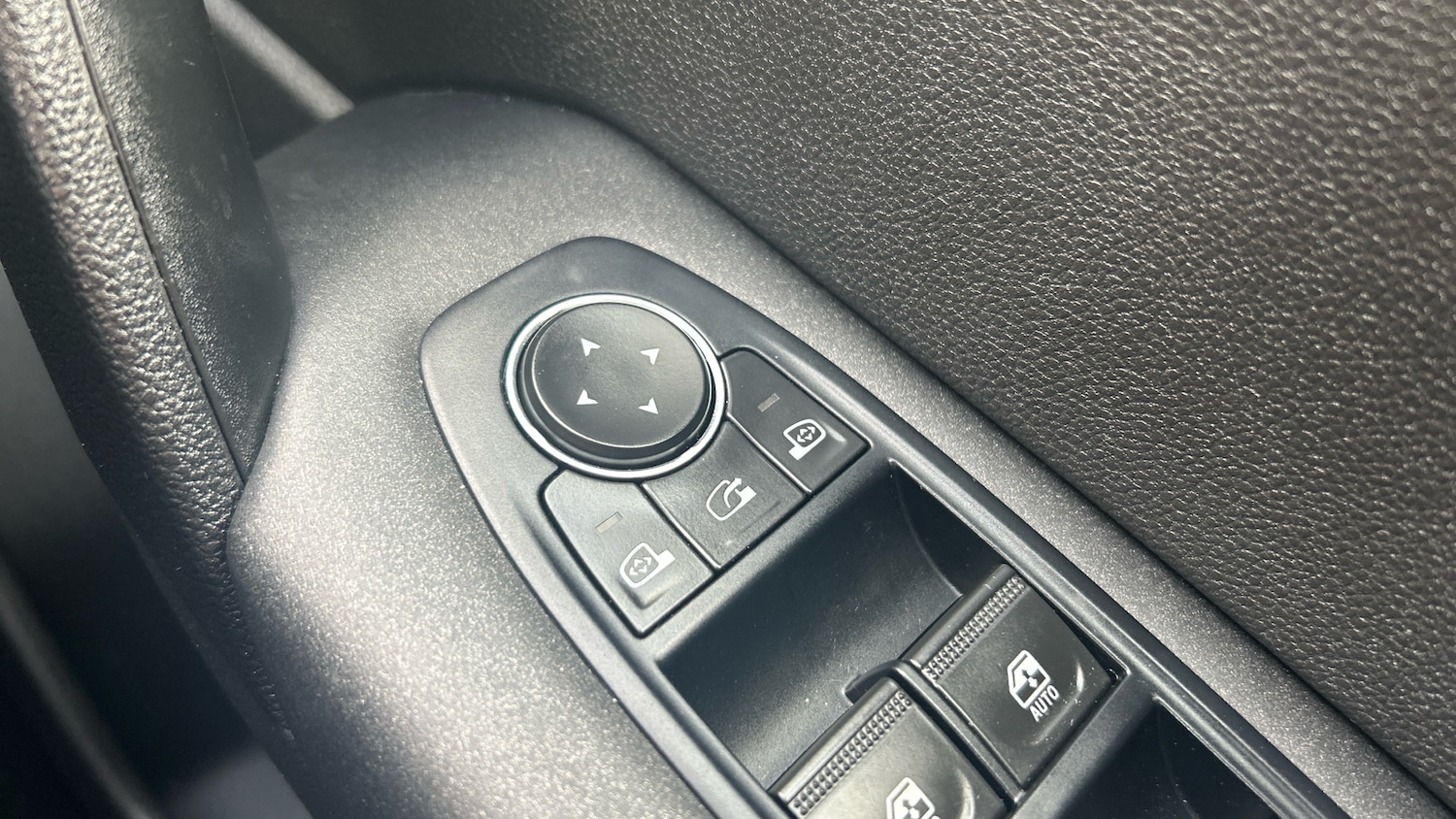 Used Renault Captur 2020 for sale - 78090560: Photo 21