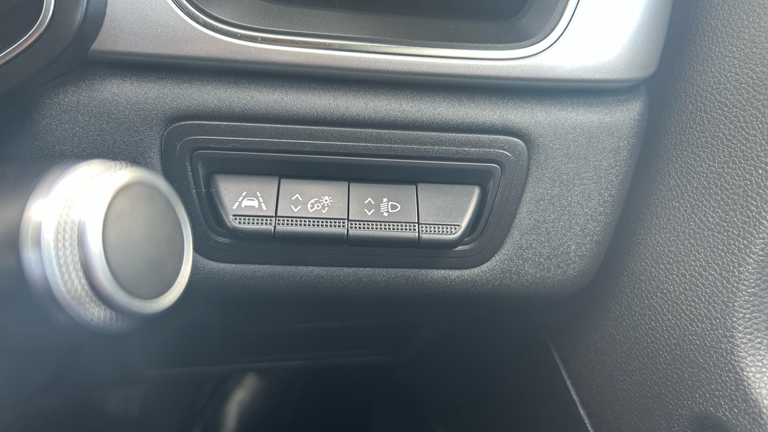 Used Renault Captur 2020 for sale - 78090560: Photo 23