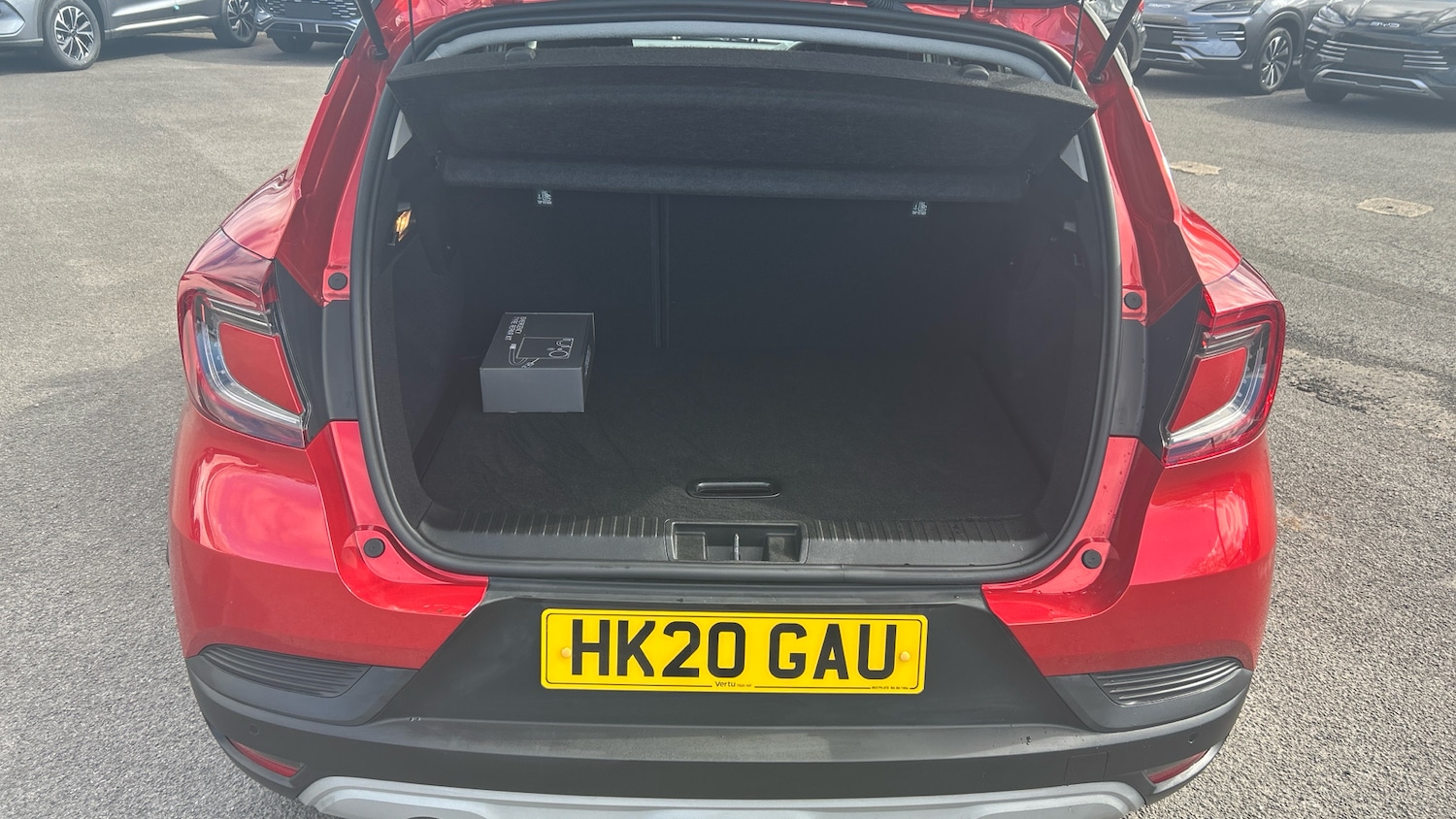 Used Renault Captur 2020 for sale - 78090560: Photo 4