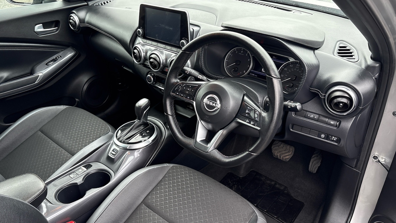 Used Nissan Juke 2023 for sale - 76366831: Photo 11