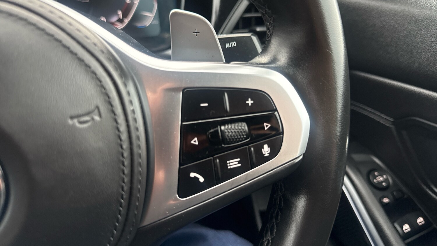 Used BMW 3 Series 2022 for sale - 77353477: Photo 28