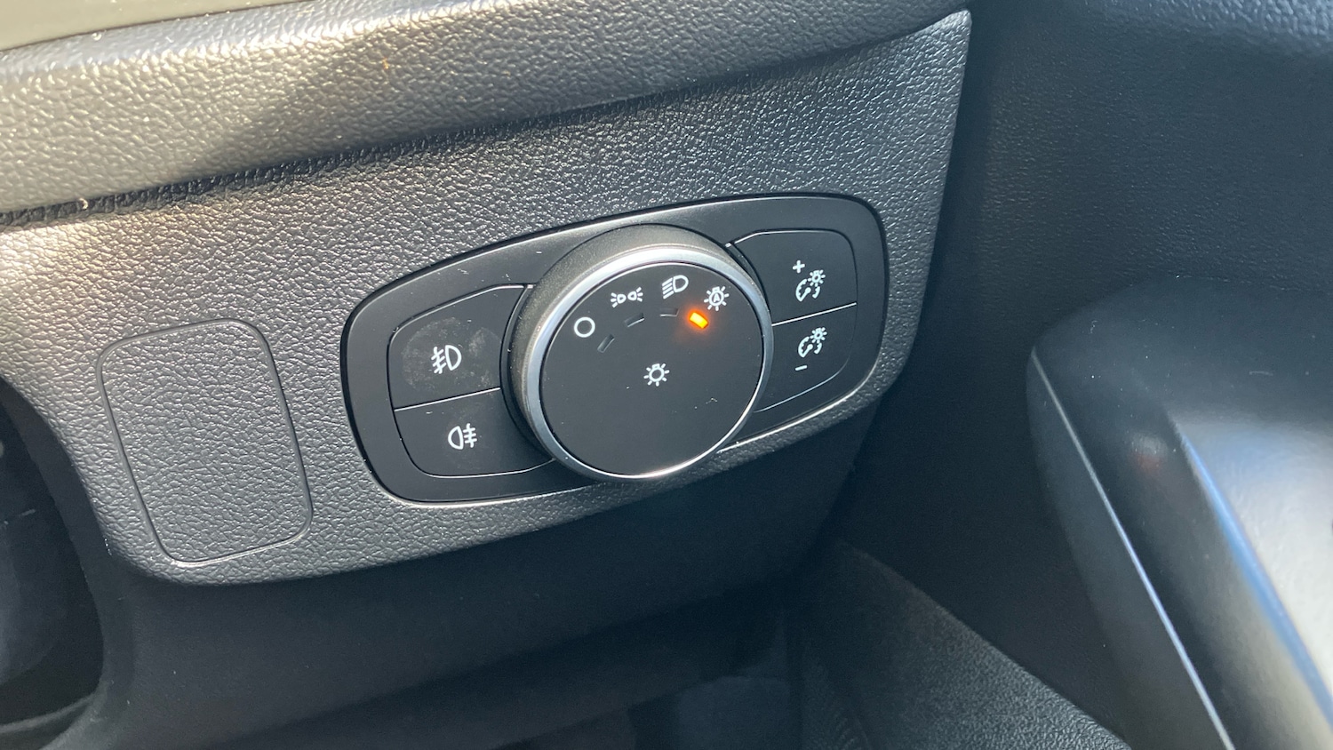 Used Ford Focus 2021 for sale - 76378930: Photo 38