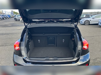 Used Ford Focus 2021 for sale - 76378930: Photo