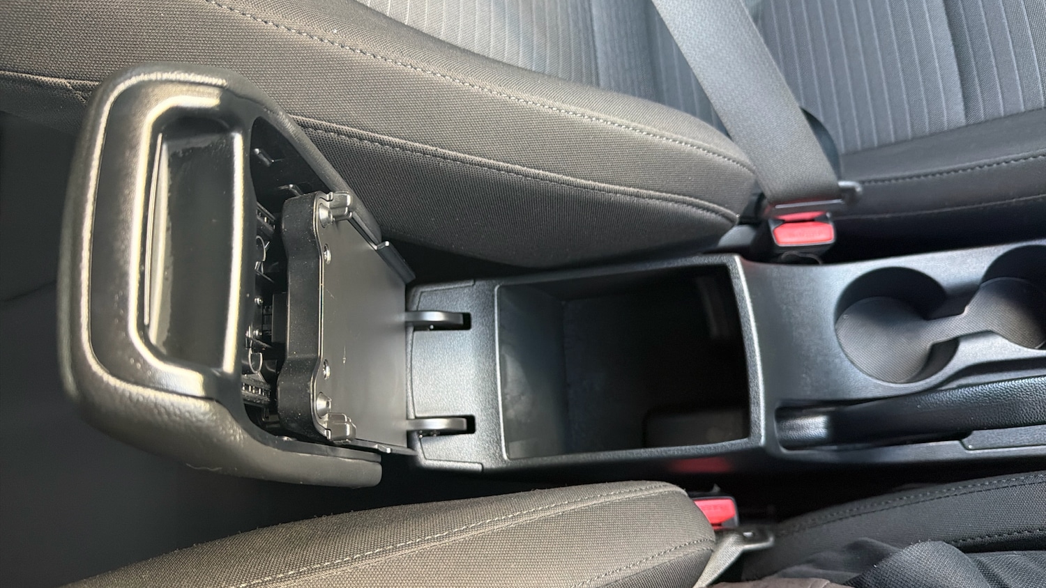 Used Hyundai i20 2022 for sale - 76378931: Photo 30