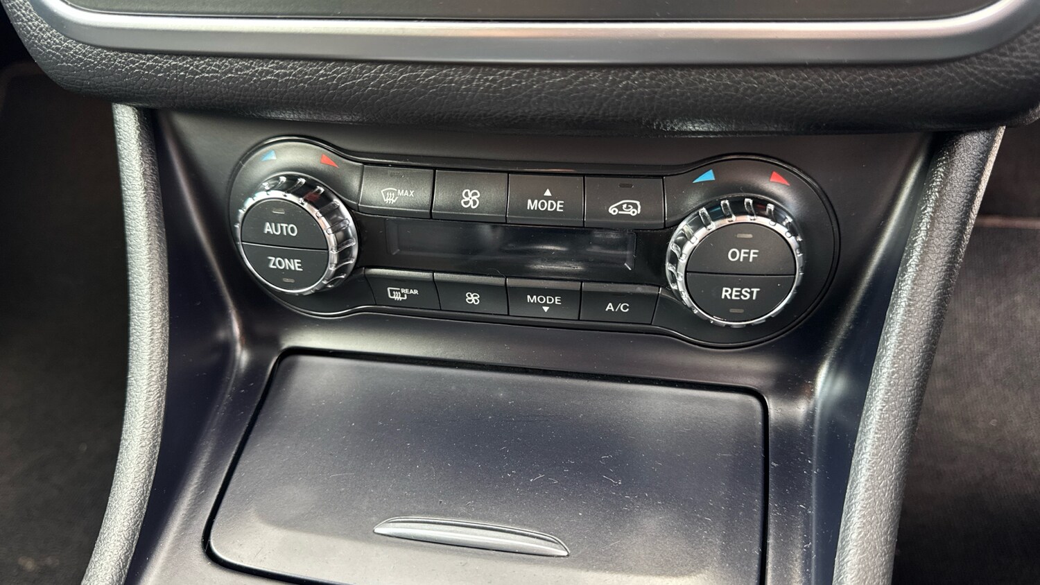 Used Mercedes-Benz GLA 2016 for sale - 78222733: Photo 56