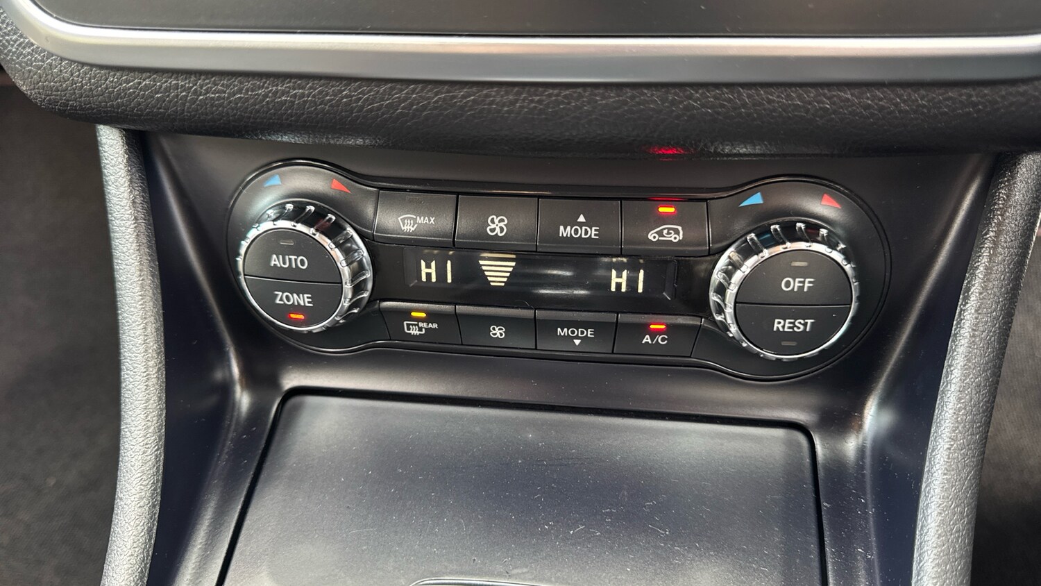 Used Mercedes-Benz GLA 2016 for sale - 78222733: Photo 57