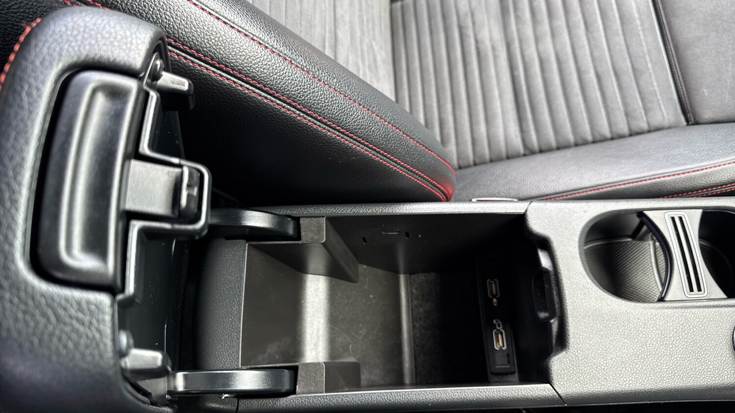 Used Mercedes-Benz GLA 2016 for sale - 78222733: Photo 63