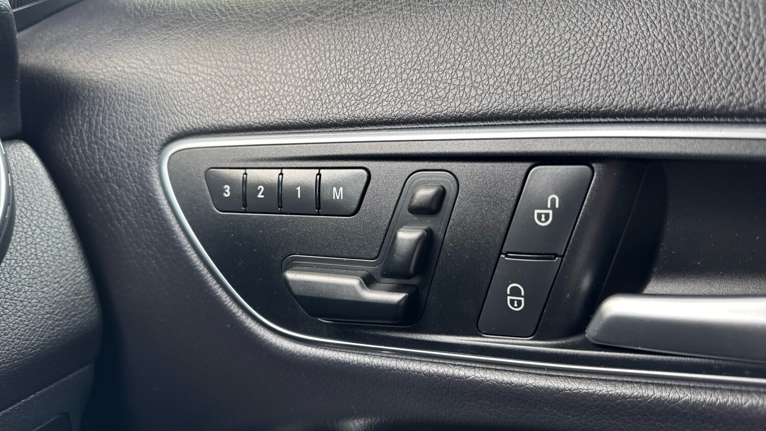 Used Mercedes-Benz GLA 2016 for sale - 78222733: Photo 66