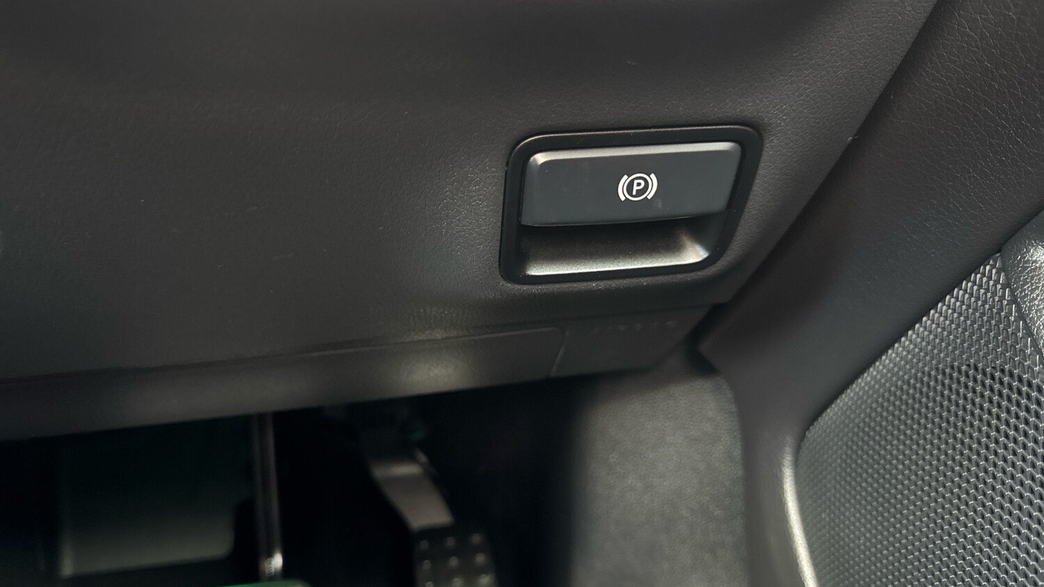 Used Mercedes-Benz GLA 2016 for sale - 78222733: Photo 87