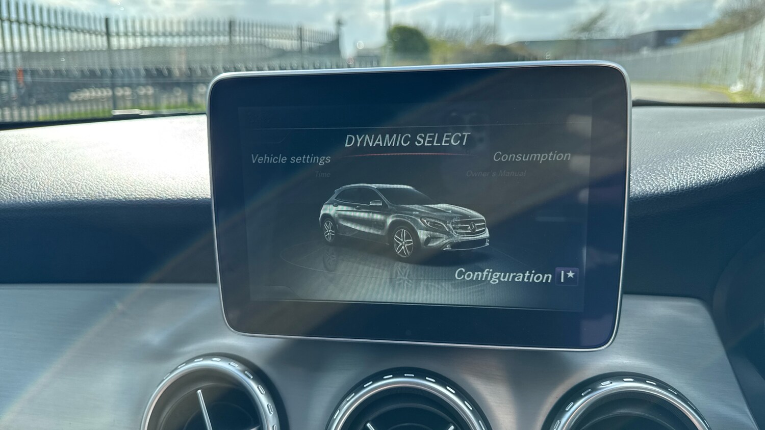 Used Mercedes-Benz GLA 2016 for sale - 78222733: Photo 95