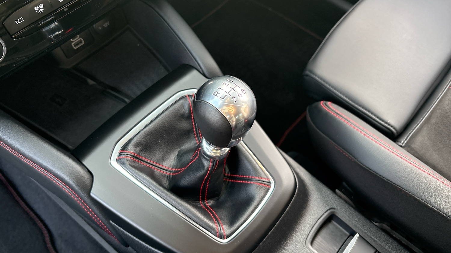 Used Ford Kuga 2025 for sale - 76366871: Photo 13