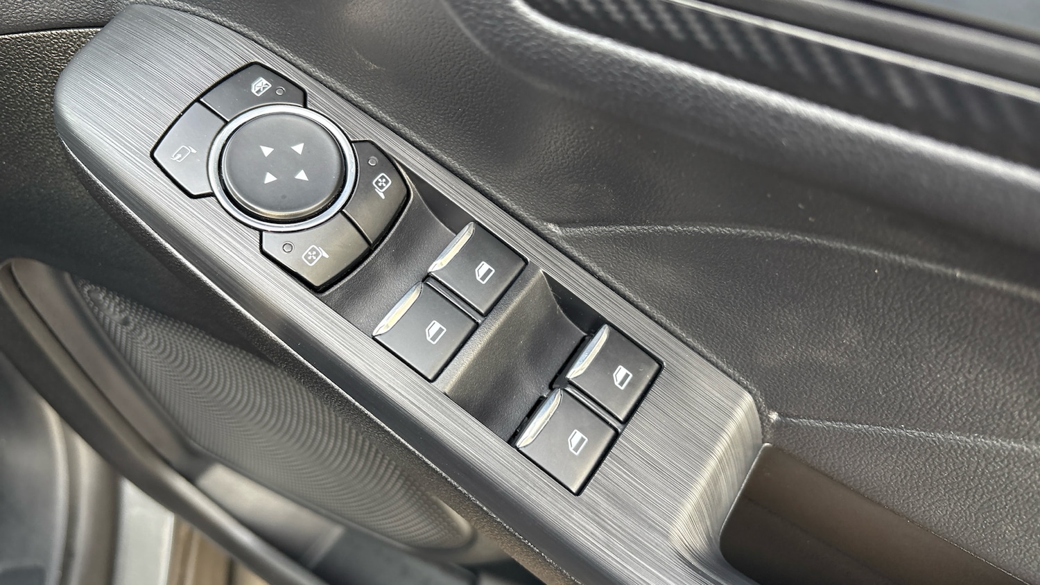 Used Ford Kuga 2025 for sale - 76366871: Photo 27