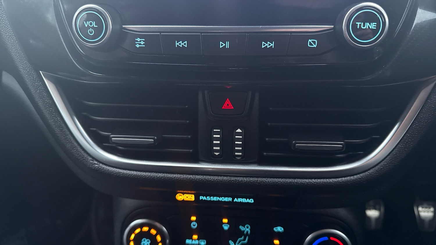 Used Ford Fiesta 2020 for sale - 77296989: Photo 32