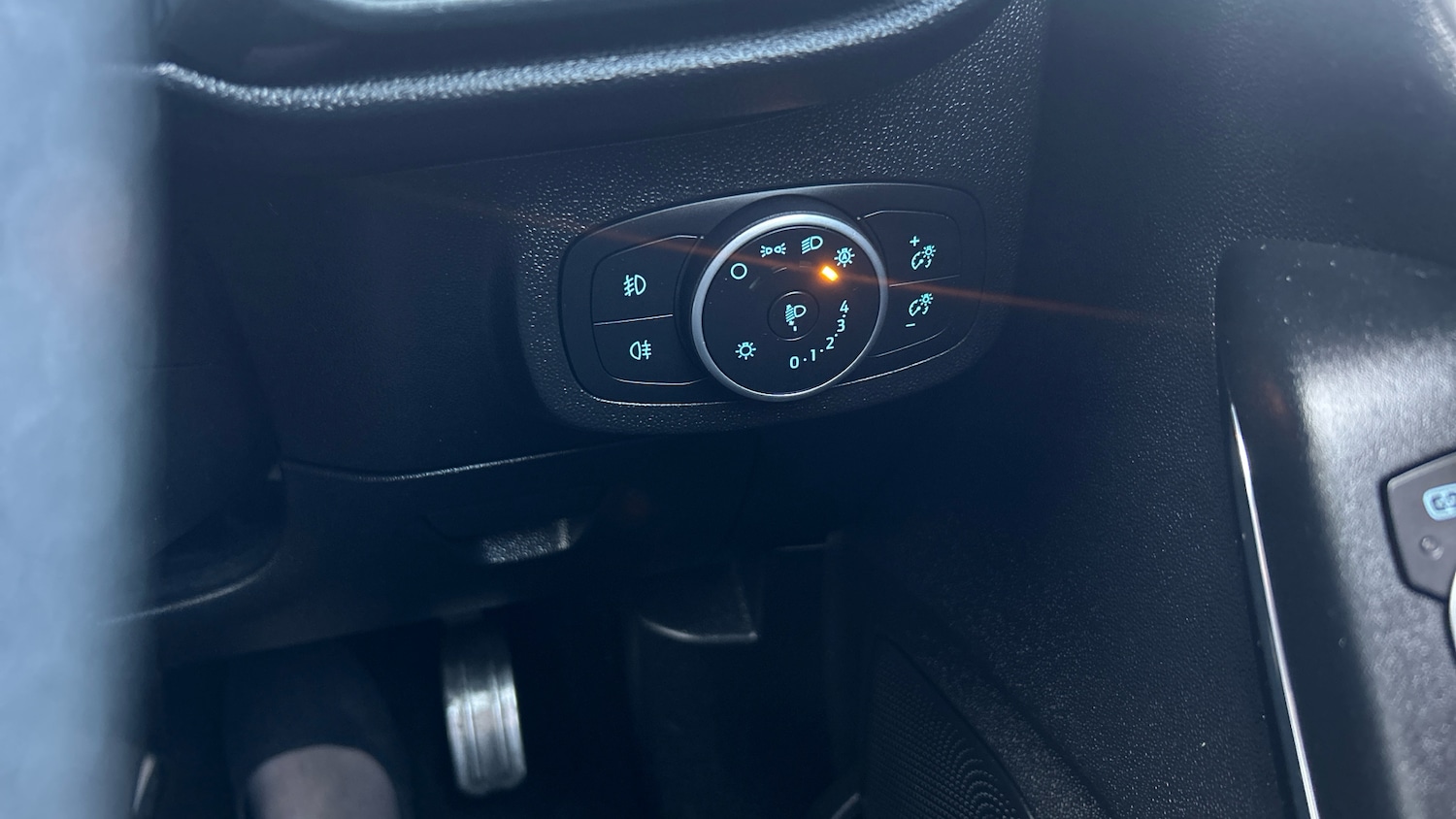 Used Ford Fiesta 2019 for sale - 76748857: Photo 25