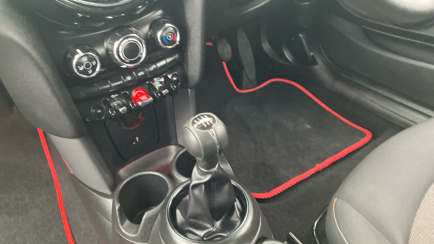 Used MINI Hatch 2020 for sale - 76748859: Photo 13