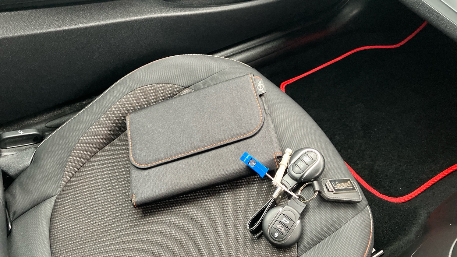 Used MINI Hatch 2020 for sale - 76748859: Photo 19